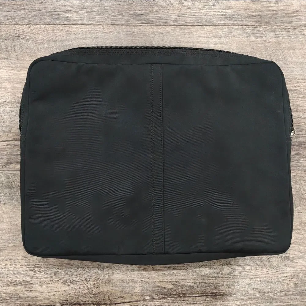🐢 Coach Slim Nylon Laptop Bag/Zippered Folio